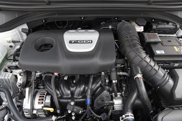 Động cơ Hyundai Elantra Sport 2018